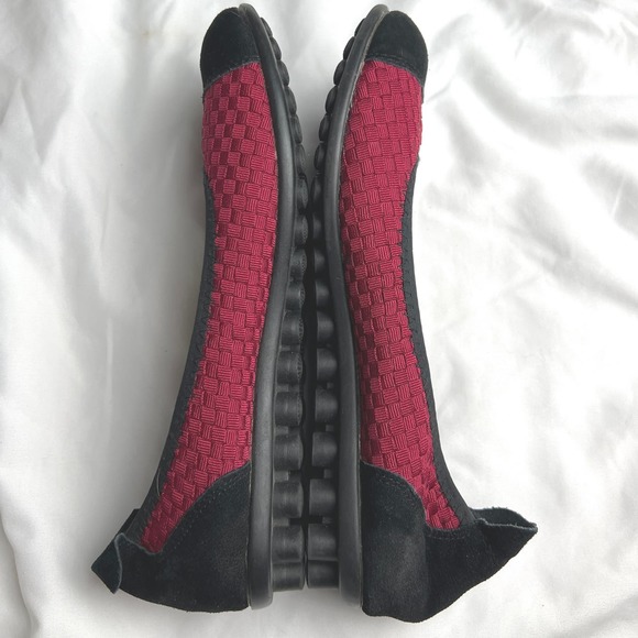 bernie Mev. Slip On Shoes, Size 8 to 8.5 - Picture 6 of 12